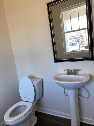 38 Walnut Grove Way, Pendergrass, GA 30567