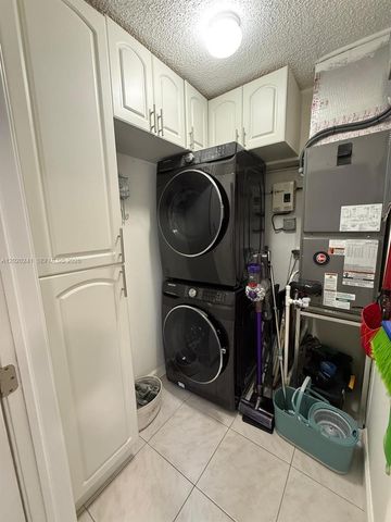 6950 NW 173rd Dr 2202, Hialeah, FL 33015