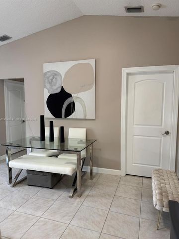 6950 NW 173rd Dr 2202, Hialeah, FL 33015