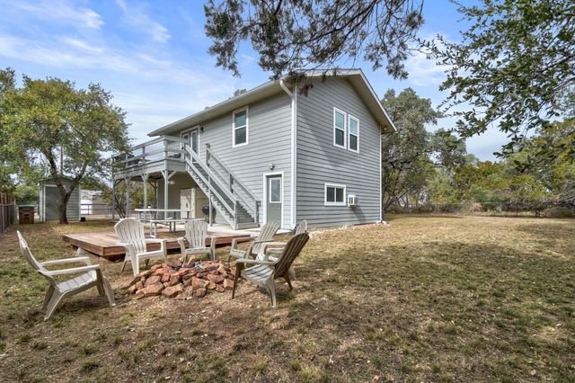 2591 Lakeshore DR, Canyon Lake, TX 78133