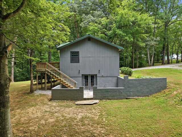 2543 S Bunker Hill Rd, Sparta, TN 38583