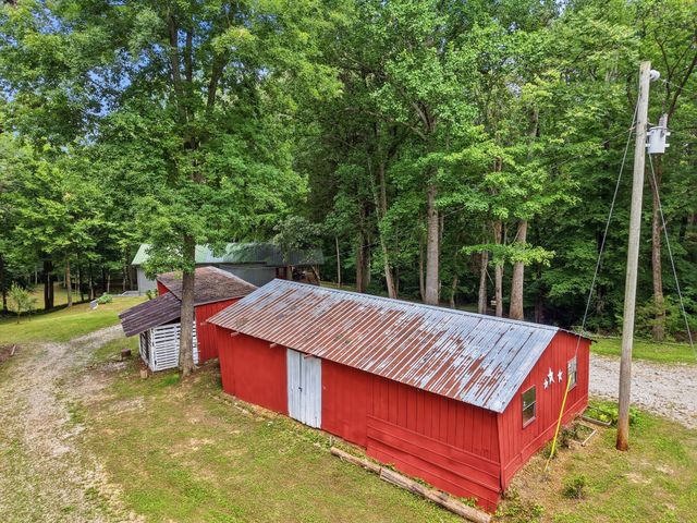 2543 S Bunker Hill Rd, Sparta, TN 38583