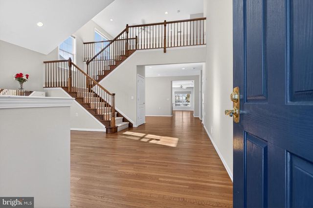 21 GLOBEFLOWER LN, Princeton Junction, NJ 08550