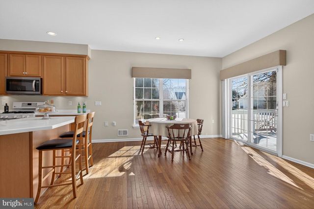 21 GLOBEFLOWER LN, Princeton Junction, NJ 08550