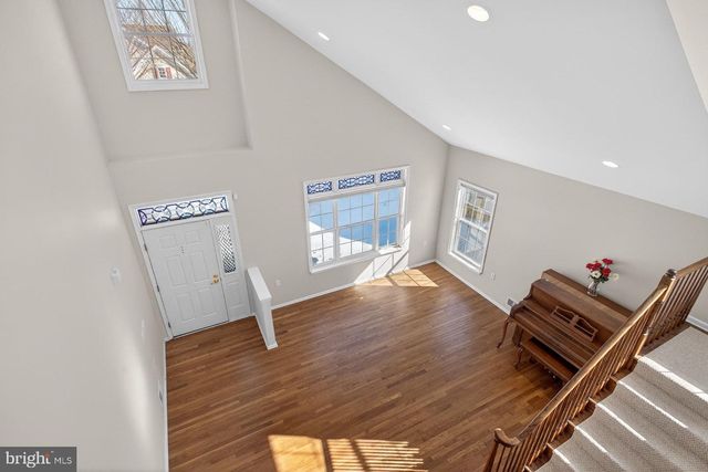 21 GLOBEFLOWER LN, Princeton Junction, NJ 08550