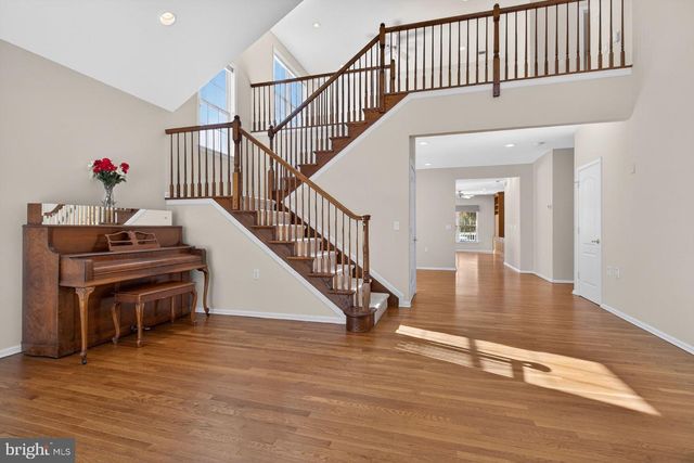 21 GLOBEFLOWER LN, Princeton Junction, NJ 08550