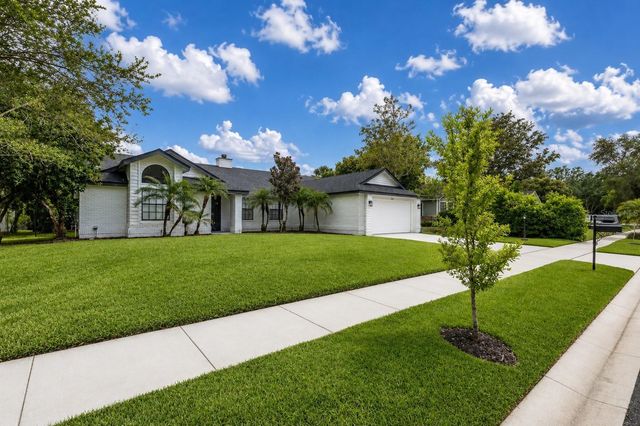 1012 WILLA LAKE CIRCLE, Oviedo, FL 32765