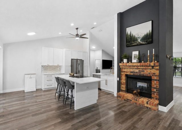 1012 WILLA LAKE CIRCLE, Oviedo, FL 32765