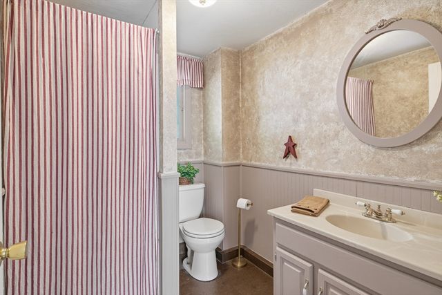 20 Arbor Ln, Wilbraham, MA 01095