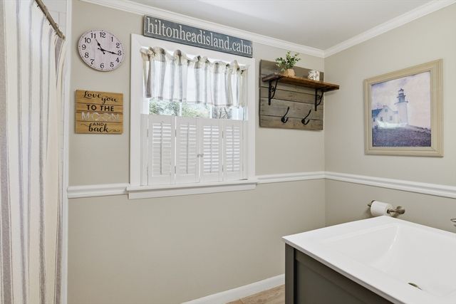 20 Arbor Ln, Wilbraham, MA 01095