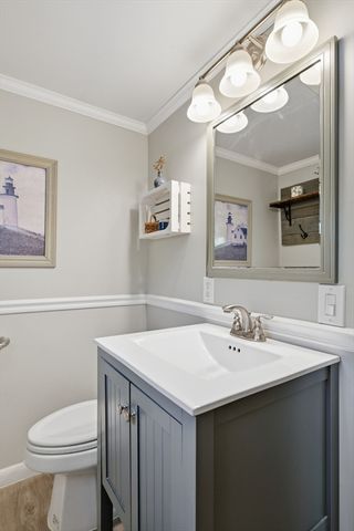 20 Arbor Ln, Wilbraham, MA 01095