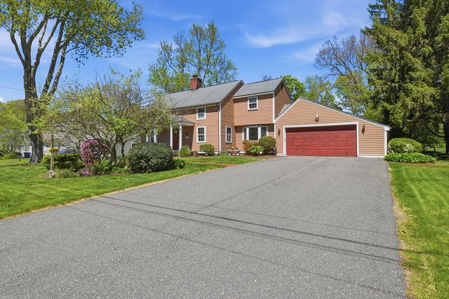 20 Arbor Ln, Wilbraham, MA 01095