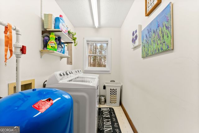 132 Chattahoochee Acres Drive, Cleveland, GA 30528