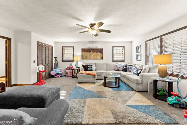 132 Chattahoochee Acres Drive, Cleveland, GA 30528