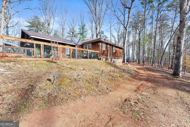 132 Chattahoochee Acres Drive, Cleveland, GA 30528