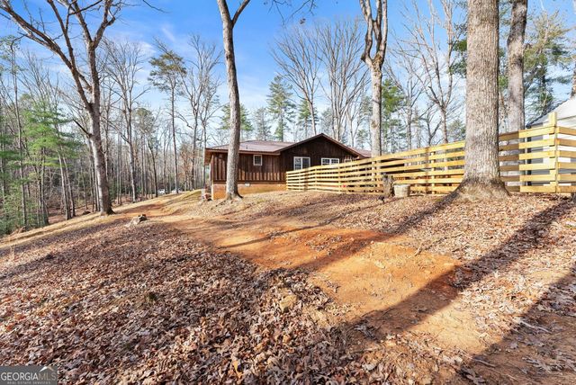132 Chattahoochee Acres Drive, Cleveland, GA 30528