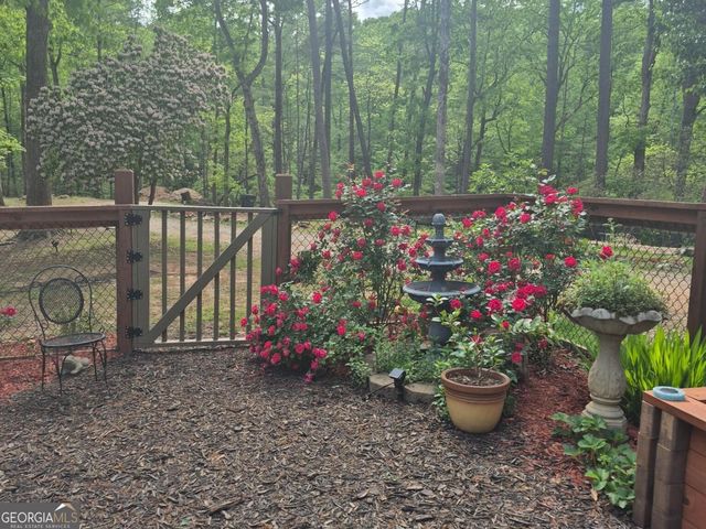 132 Chattahoochee Acres Drive, Cleveland, GA 30528