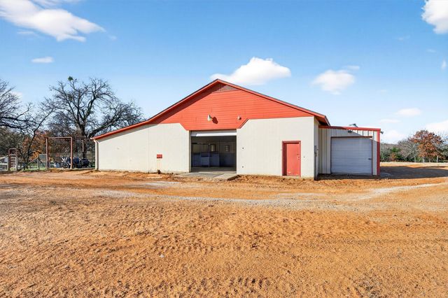 7154 E Fm 922, Valley View, TX 76272