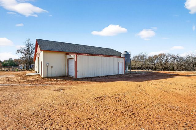 7154 E Fm 922, Valley View, TX 76272