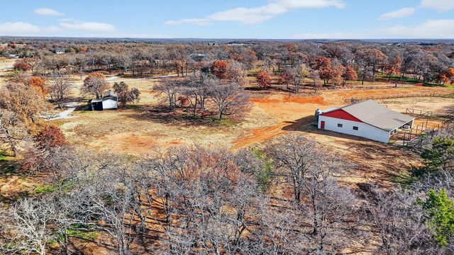 7154 E Fm 922, Valley View, TX 76272