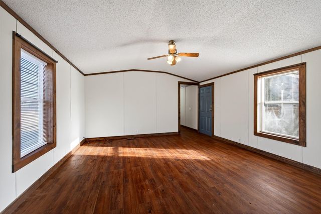 7154 E Fm 922, Valley View, TX 76272