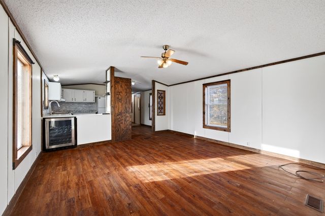 7154 E Fm 922, Valley View, TX 76272