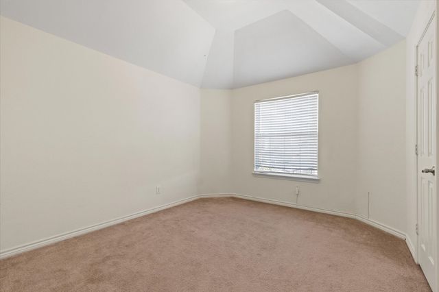 11712 Pheasant Creek Drive, Fort Worth, TX 76244