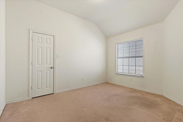 11712 Pheasant Creek Drive, Fort Worth, TX 76244