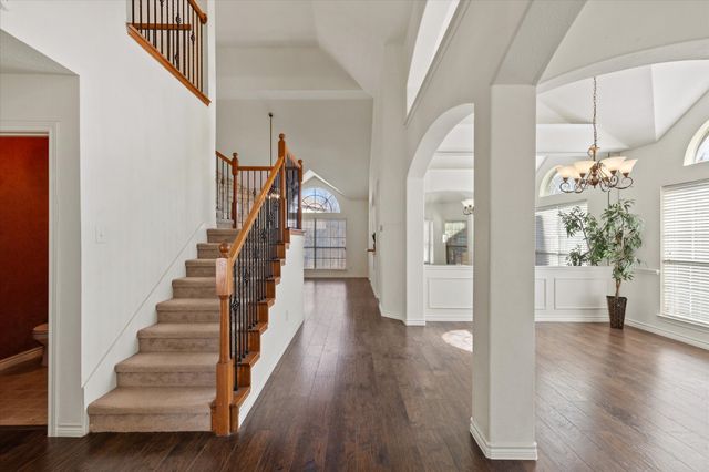 11712 Pheasant Creek Drive, Fort Worth, TX 76244