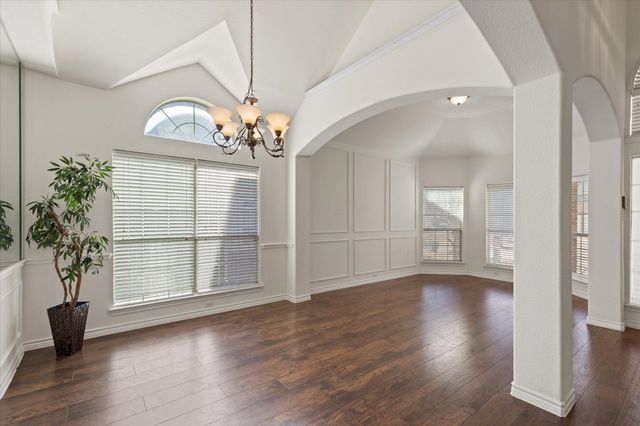 11712 Pheasant Creek Drive, Fort Worth, TX 76244