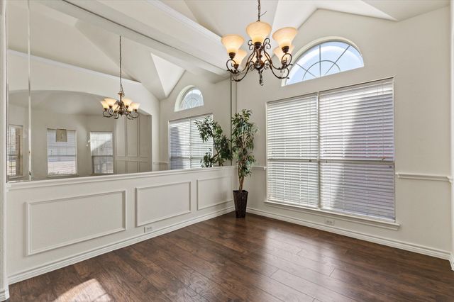 11712 Pheasant Creek Drive, Fort Worth, TX 76244