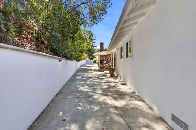 15560 Blossom Hill Road, Los Gatos, CA 95032