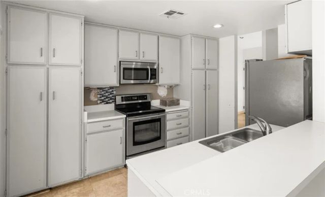 1106 E El Cid, Palm Springs, CA 92262