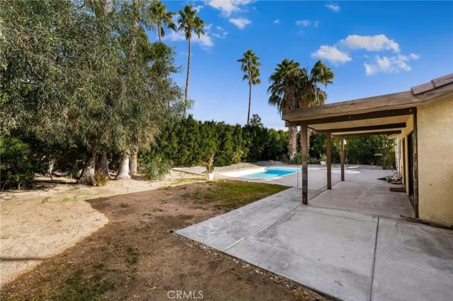 1106 E El Cid, Palm Springs, CA 92262