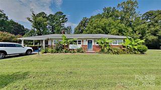 1911 Valleydale Road, Charlotte, NC 28214