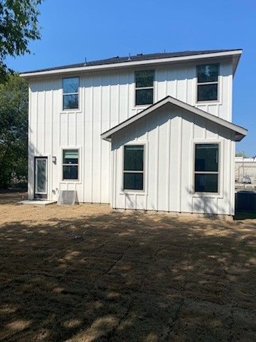 549 Augustus Street, Trenton, TX 75490