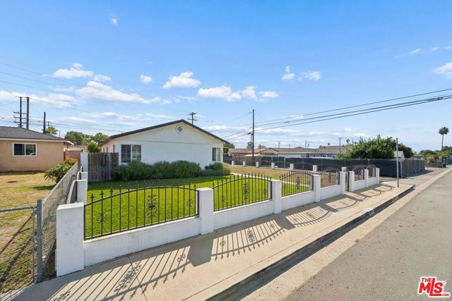 2914 Paula Street, Oxnard, CA 93033