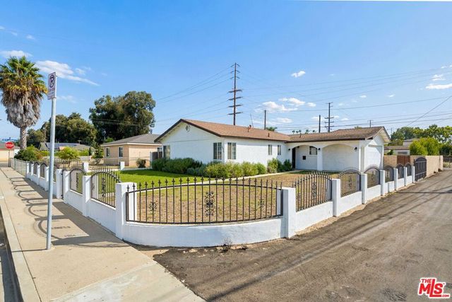 2914 Paula Street, Oxnard, CA 93033