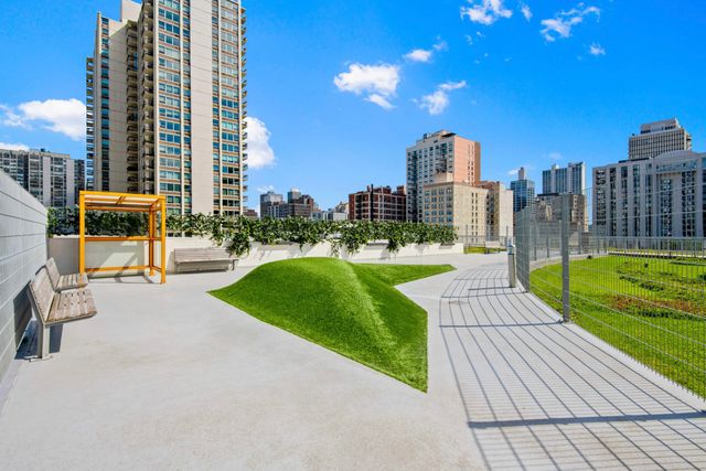 1201 N LaSalle Street 3303, Chicago, IL 60610