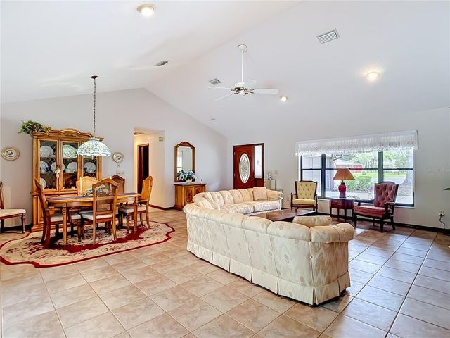 2 JUNGLEPLUM COURT W, Homosassa, FL 34446