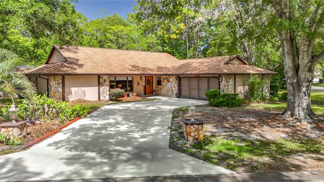 2 JUNGLEPLUM COURT W, Homosassa, FL 34446