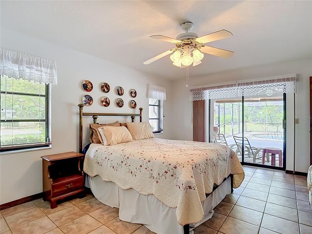2 JUNGLEPLUM COURT W, Homosassa, FL 34446