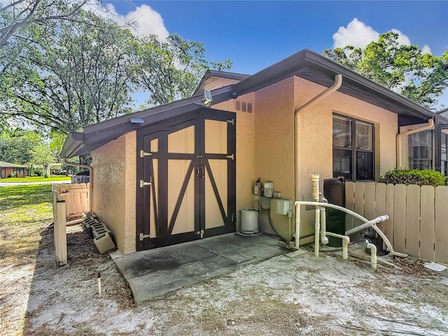 2 JUNGLEPLUM COURT W, Homosassa, FL 34446