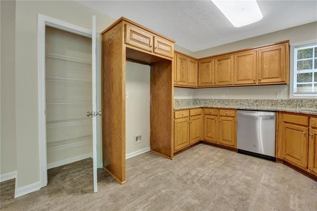 175 River North Court, Covington, GA 30016