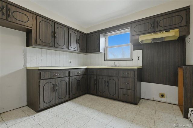 117 Terrace Avenue, Floral Park, NY 11001
