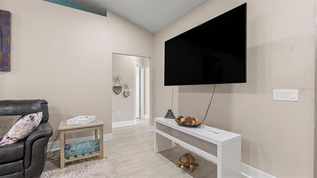 4353 NW 34 TERRACE, Gainesville, FL 32605