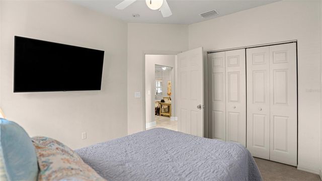 4353 NW 34 TERRACE, Gainesville, FL 32605