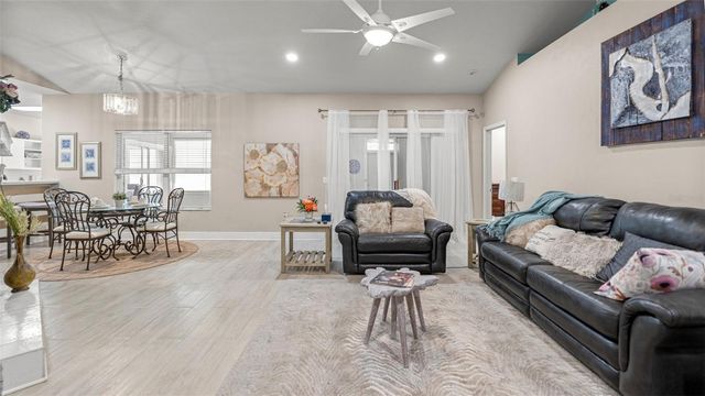 4353 NW 34 TERRACE, Gainesville, FL 32605