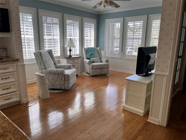 4 Hartwick Court, Conroe, TX 77304