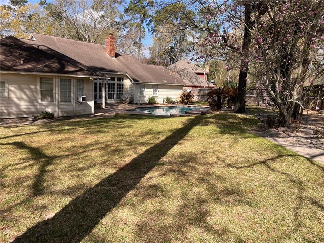 4 Hartwick Court, Conroe, TX 77304